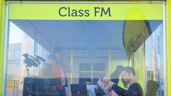 Un afacerist anti-Viktor Orban a rămas fără postul de radio. Era singurul post naţional comercial din Ungaria