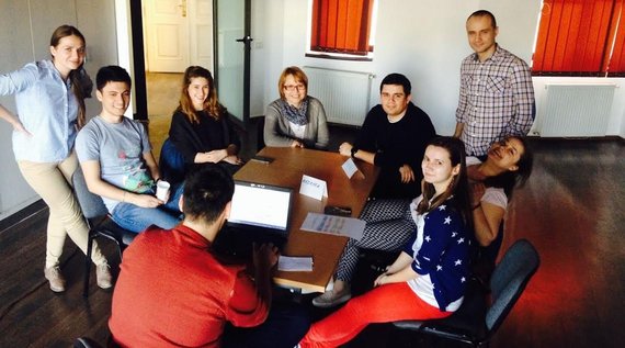 CURSURI. Înscrieri la Şcoala IAA şi la Cursul de dicţie de la CJI