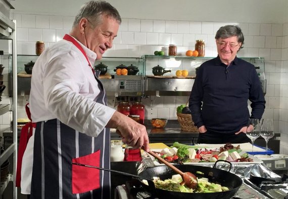 Mircea, fă-te că găteşti! Ion Caramitru, primul invitat al lui Mircea Dinescu în noul sezon