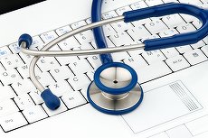 Românii, online-ul şi doctorii: Ne informăm din surse neautorizate şi neverificate