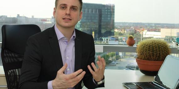 A preluat un site de limbă franceză, apoi unul în limba engleză. Investitor nou la site-ul Romania-Insider