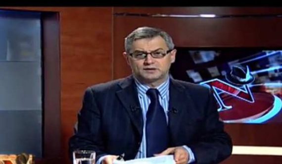 Telenovela Naşul continuă. Radu Moraru a rămas cu site-ul şi pagina de Facebook