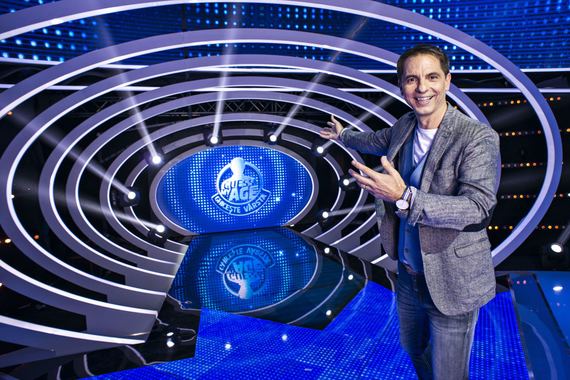 Totul despre Guess my Age, noul show al lui Negru. Dan Bittman ia pauză câteva săptămâni. Intră X Factor şi un special Dan Negru