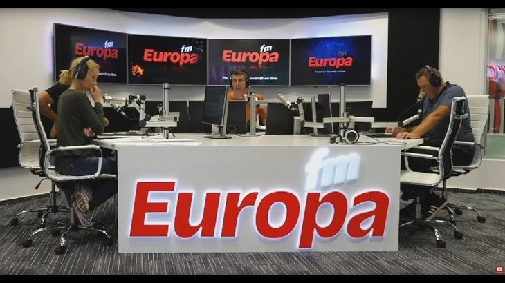 SCHIMBAREA LA FAŢĂ. Europa FM intră în 2018 cu un nou logo
