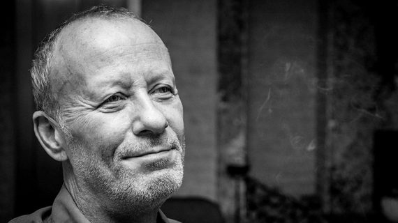 Esca: "Într-o noapte eram în masină şi l-am auzit la ProFm. M-am dus direct în studioul radioului"