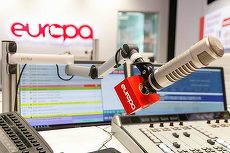 Instanţa, prima fază în meciul Europa FM - CNA: postul de radio poate vinde publicitate locală
