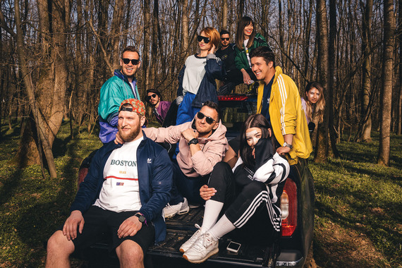 NOIZZ.ro, editat de Ringier, editorial fashion cu membrii redacţiei ca modele