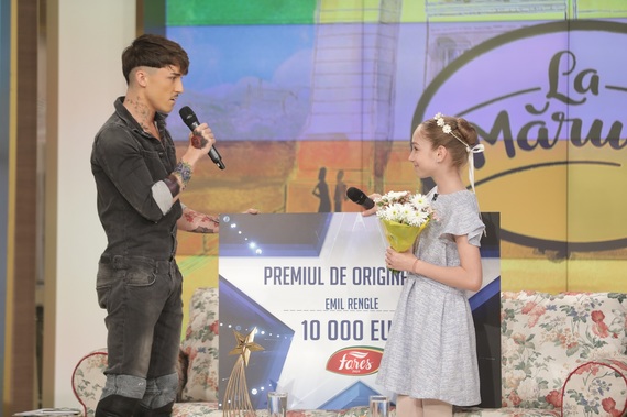 Emil Rengle, câştigătorul Românii au talent, şi-a donat premiul de originalitate concurentei de pe locul doi