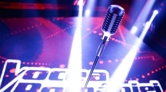 FOTO. Cum s-a schimbat platoul de la Voce. Juriu nou, scaune noi. Găsiţi diferenţele