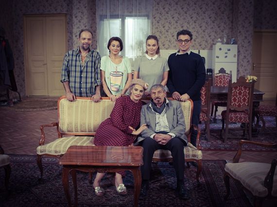 TVR 2 va difuza un sitcom, cu Maia Morgenstern. Scenariul este semnat de Octavian Strunilă