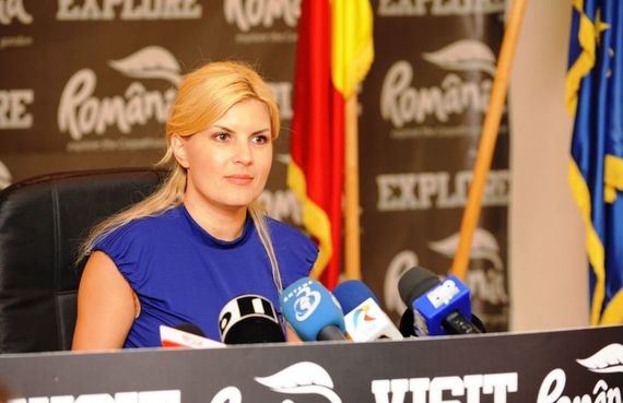 Tolo.ro: "Procuroarea DNA care n-a urmărit-o penal pe Udrea în Gala Bute a pierdut definitiv procesul cu ziariştii de investigaţie"