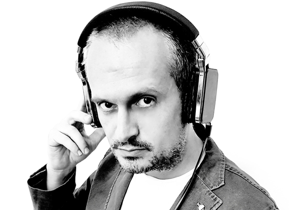 EXCLUSIV. Dragoş Stanca va avea emisiune la Radio Guerrilla. Tolontan, primul invitat