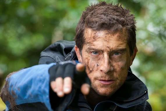 Bear Grylls va fi personajul principal în You vs Wild, următorul serial interactiv Netflix