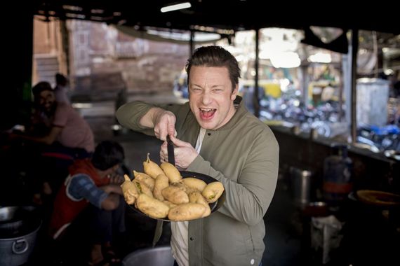 Jamie Oliver şi Martha Stewart se văd la TV Paprika, cu noi emisiuni