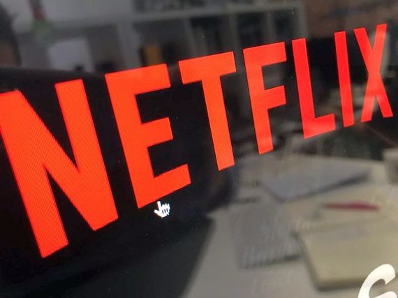 12 luni de Netflix gratuit, în campania Vodafone şi UPC de sărbători