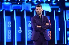 Antena 1 şi-a făcut Observator de noapte. Cu Valentin Butnaru, de la The Wall - Marele zid