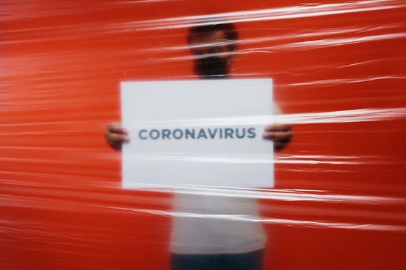 SITE UTIL. Un român a făcut unul din cele mai populare site-uri despre Coronavirus din lume. „Nu am găsit nici o sursă care să adune date centralizate despre situaţia globală”