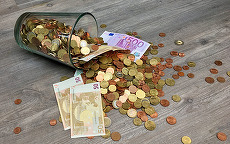 Mărunţiş. Cum a afectat COVID publisherii români? Localul a scăzut de cinci ori mai mult decât Google şi Facebook din cauza pandemiei