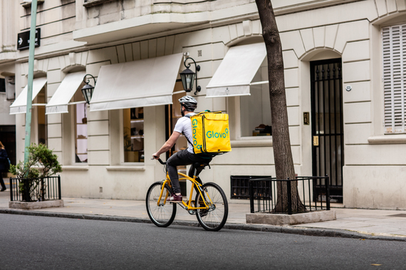 Glovo şi-a găsit agenţie de PR. Nu mai lucrează cu Dăescu-Borţun. Cu cine va lucra pe zona de comunicare corporate?