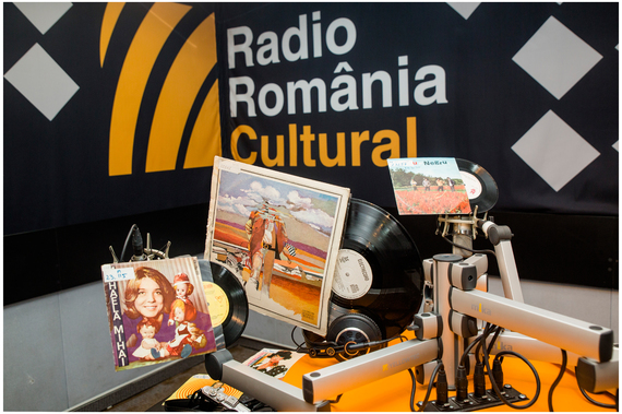 INEDIT. Matinal radio doar cu muzică de pe vinil