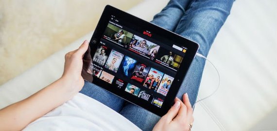 STUDIU PwC. Veniturile Netflix şi HBO GO în România, creştere uriaşă în pandemie