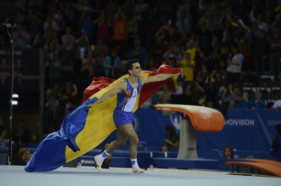 Drăgulescu concurează, din nou, pentru România. Europenele de Gimnastică se văd la TVR 2. Postul dă şi un interviu cu Andreea Răducan