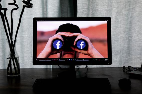 Facebook, sancţiuni mai dure pentru cei care încalcă regulile. Sunt vizate şi grupurile care propagă ură, dezinformări sau conspiraţii