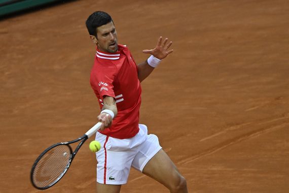 VIDEO. Spot cu tenismenul Novak Djokovic, noul ambasador Raiffeisen Bank. Se vede şi în România