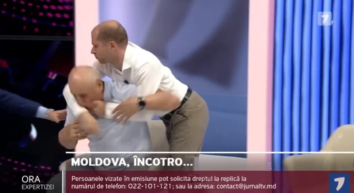 VIDEO. Bătaie LIVE la TV. S-a întâmplat între doi politicieni în studioul unui post din Republica Moldova