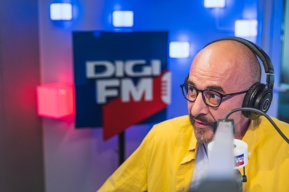 Craioveanu e din nou „matinal”. La Digi FM. Va fi dimineaţa la microfon, cât Miu, Ciuclaru şi Beatrice au vacanţă