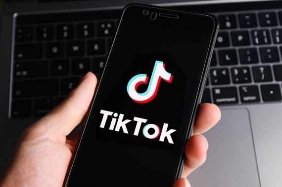 RAPORT. Câţi gameri sunt în România? TikTok, fenomenul pandemiei. Şi mai mulţi abonaţi pe platformele de tip Netflix, HBO şi Amazon