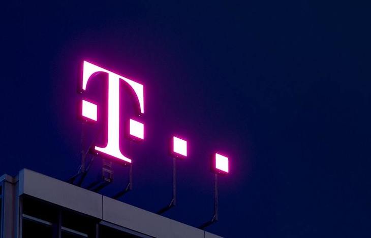 SCHIMBARE. Telekom „a pierdut“ din puncte. Compania şi-a revizuit logoul T, însă magenta rămâne. Cum arată acum?
