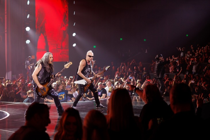 Trupa Scorpions a înlocuit „Moscova“ cu  „Ucraina” în piesa „Wind of change”, cântată într-un concert în Las Vegas. Sursa foto: Facebook/Scorpions 