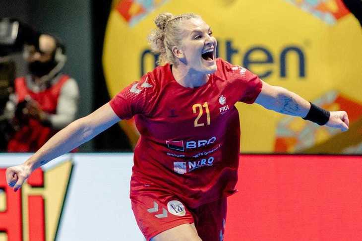 Crina Pintea, jucatoare din Naţionala României de Handbal. Sursa foto: TVR 1
