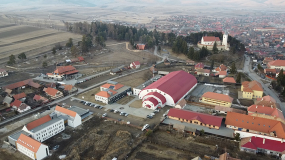 Banii maghiarilor în România. Serie nouă de reportaje la Observator
