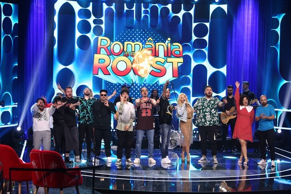 Finala România are Roast, mâine seară. Comedianţii pregătesc un Flashmob în Capitală
