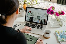 An bun pentru publicitatea online în România: estimare de sute de milioane de euro! Aproape 50% creştere