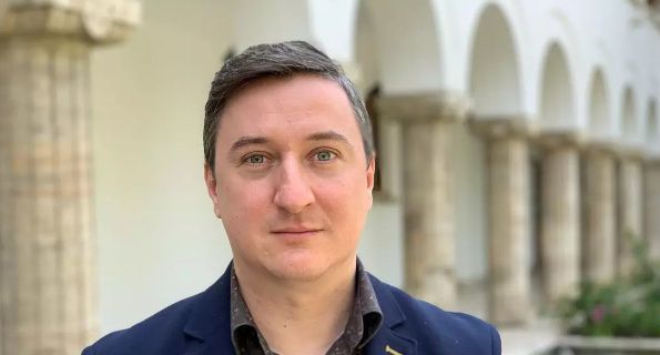 Jurnalistul care a pornit investigaţia despre banii în presă de la partide, la Europa Liberă, se alătură redacţiei Libertatea
