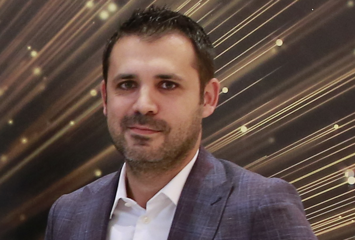 Apollonia şi-a luat director cu experienţă la Acasă TV, Kanal D şi Antena 1