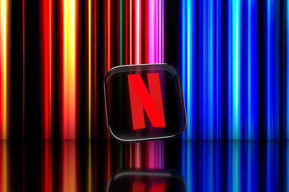 Netflix a ieftinit abonamentul de bază în România. Cât costă