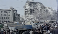 DE VĂZUT! Un film tulburător despre cutremurul din '77. Oameni simpli şi actori celebri, poveşti emoţionante. Şocul dispariţiei lui Toma Caragiu