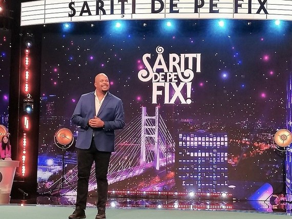 FOTO. Săriţi de pe fix, noul show găzduit de Cabral la Pro TV, imagini şi detalii. Formatul a fost produs în trecut şi de Antena 1