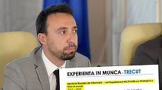 Fost şef în SRI a ajuns profesor la Facultatea de Jurnalism. Pe când era încă şef în SRI, a semnat şi articole în Libertatea şi Republica