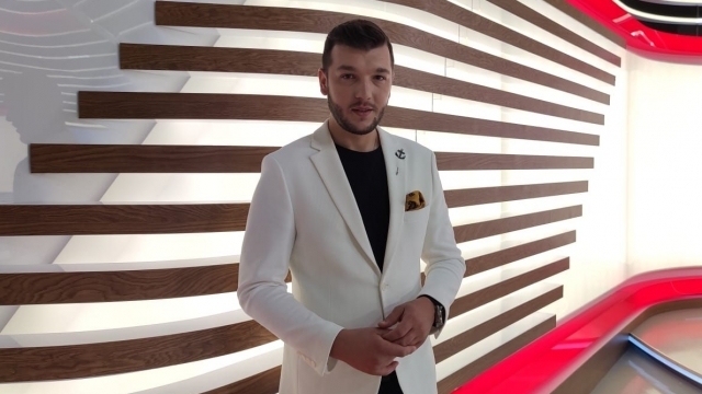 TVR anunţă grilele de toamnă. Bogdan Muzgoci, care a fost la matinal, are talk-show zilnic la TVR 1. Liana Stanciu aduce o nouă emisiune la TVR 2 