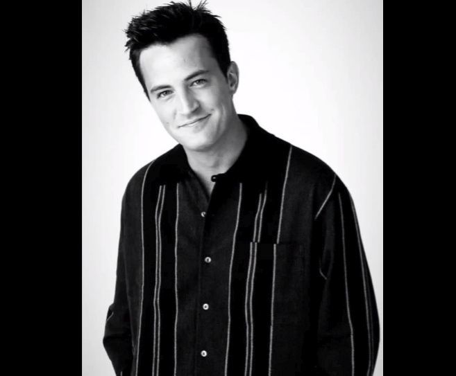 A murit actorul Matthew Perry, cunoscut pentru rolul lui Chandler din Friends