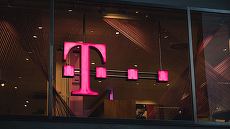 Proprietarul Prima TV vrea să cumpere Telekom Mobile. Este deja în negocieri