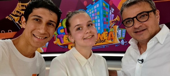 Telejurnalul Copiilor. TVR anunţă cine sunt adolescenţii care vor prezenta ştirile alături de Mihai Rădulescu de Ziua Copiilor