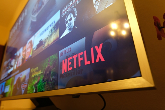 Două seriale româneşti difuzate de Antena 1 intră pe Netflix