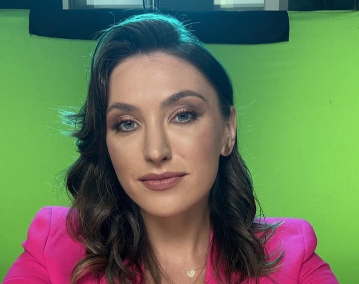 Irina Ursu, fostă prezentatoare Observator, va juca în filmul produs de Untold: „Undeva în sinea mea am visat mereu să apar şi eu într-un film”