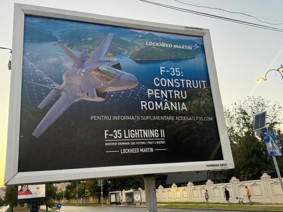 Aţi văzut reclamele pentru avioanele F-35? Ce agenţie din România s-a ocupat de campanie şi cum a ajuns să lucreze pentru gigantul american?